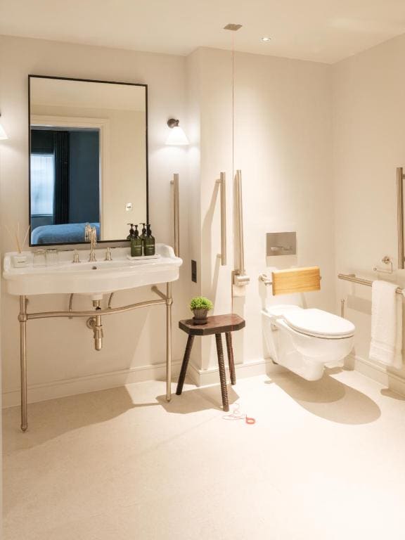 Double Room - Disability Access room - Image 3