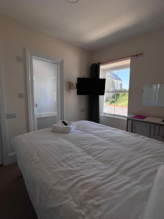 Double Room - Third Floor room - Image 2
