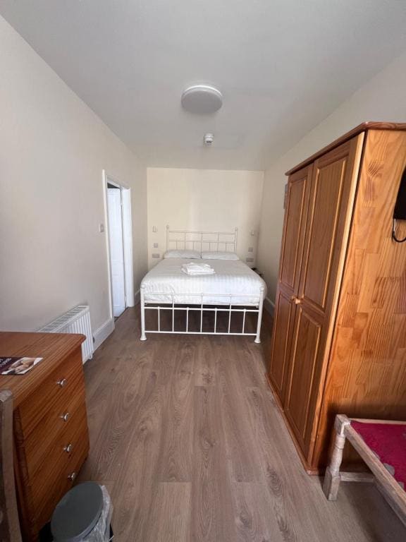 Standard Family Room- First Floor room - Image 3