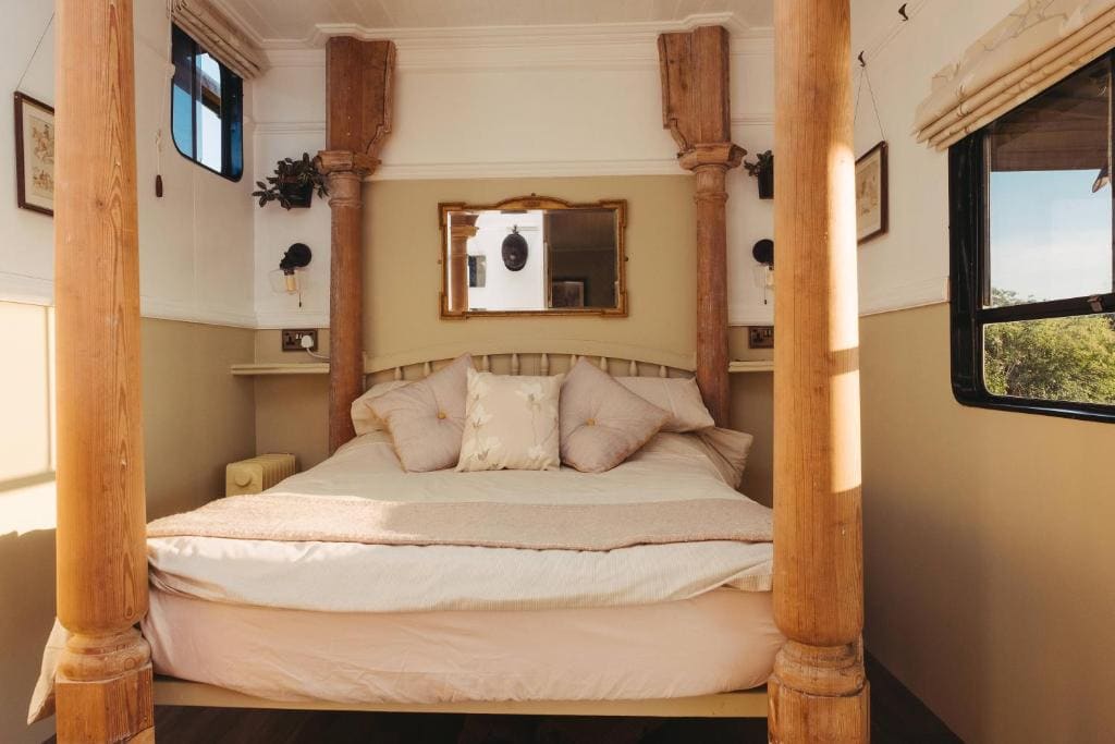 Double Room with Private Bathroom room - Image 2