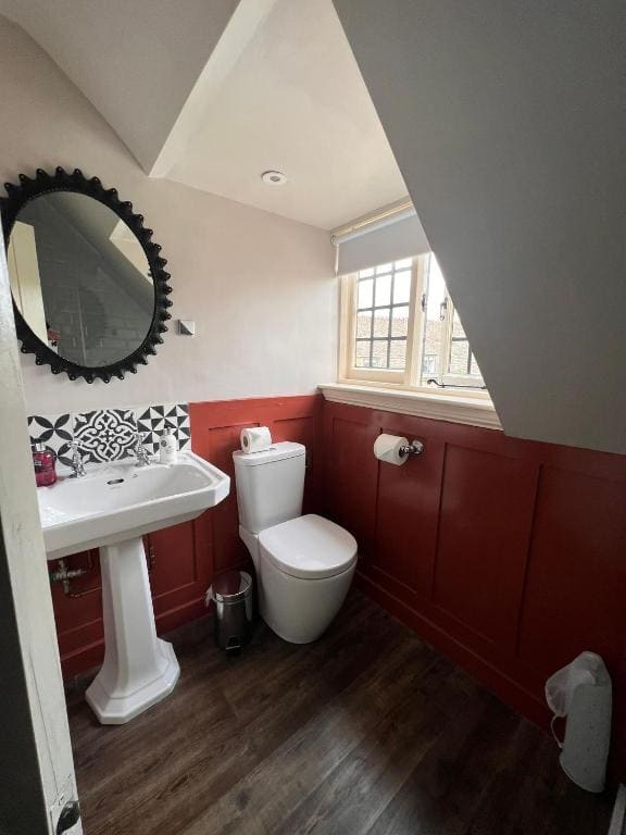 Double Room with Four Poster Bed room - Image 1