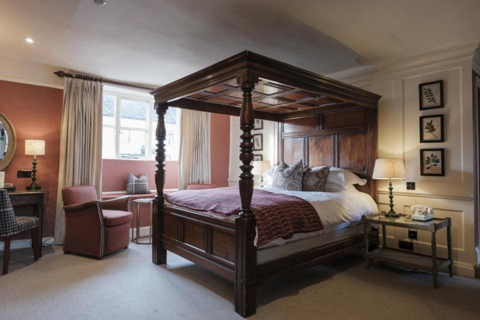 Double Room with Four Poster Bed room - Image 3