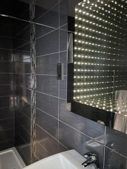 Superior Double Room with Sea View room - Image 1