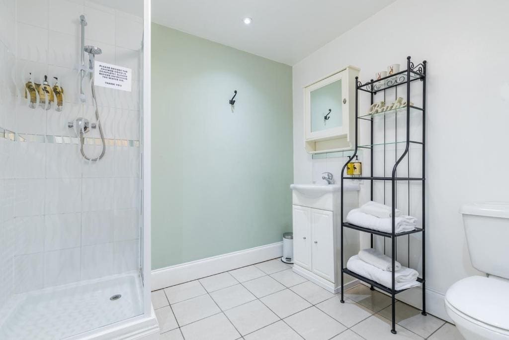 Standard Double Room room - Image 3
