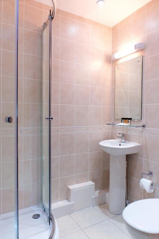 Standard Twin Room room - Image 1