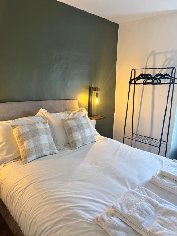 Budget Double Room room - Image 2