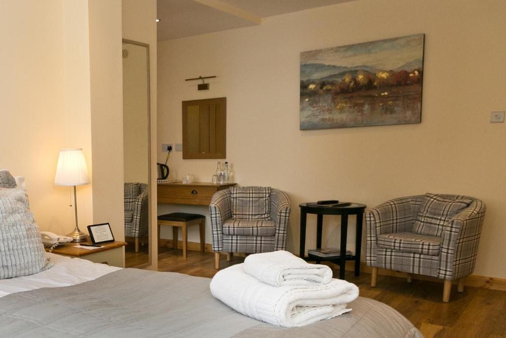 Standard Double or Twin Room room - Image 3