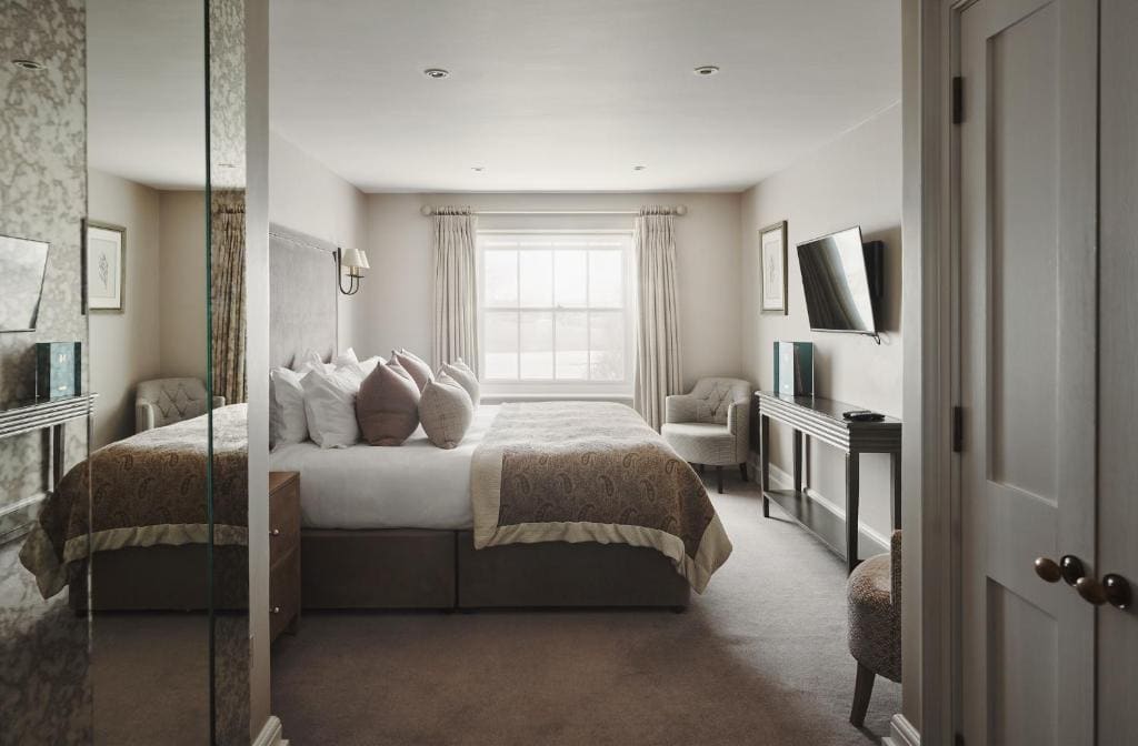 Superior Double Room room - Image 1