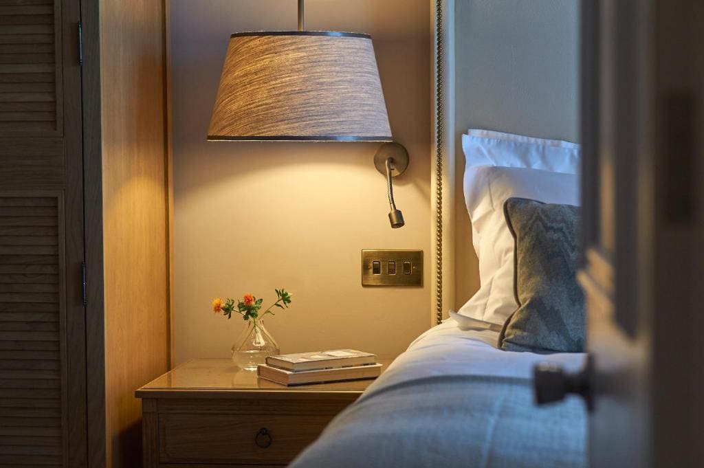 Double Room - Mobility Access with Roll-in Shower room - Image 3