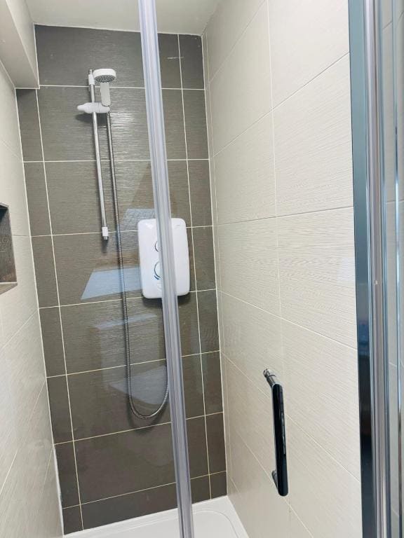 Family Room with Shower room - Image 1