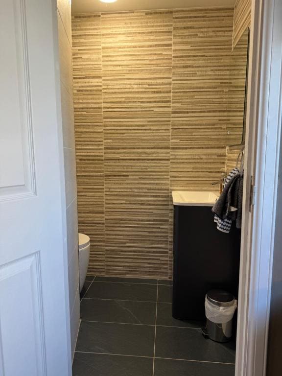 Single Room with Private Bathroom room - Image 1