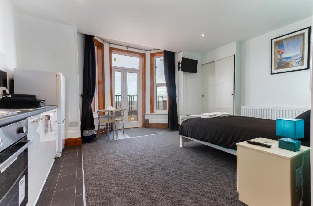 Deluxe Apartment room - Image 3