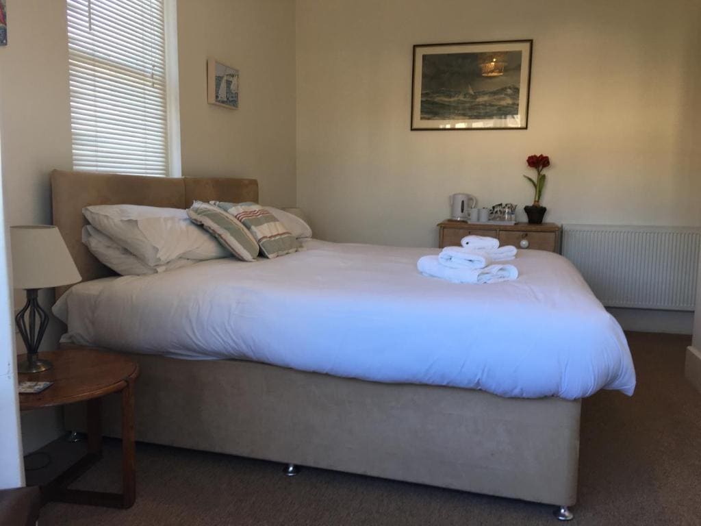 Double or Twin Room room - Image 2