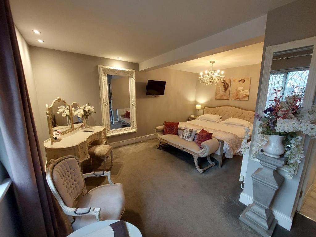 Deluxe Double Room room - Image 2