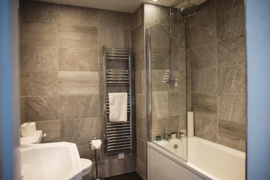 Deluxe King Room room - Image 2