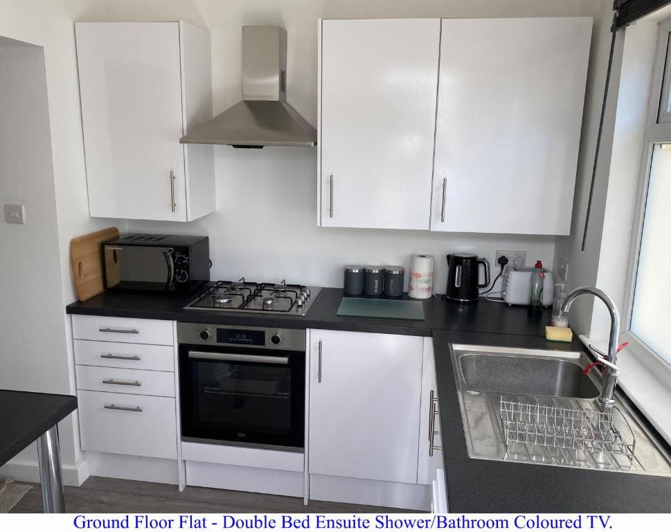 Apartment - Ground Floor room - Image 1