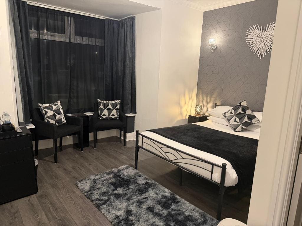Standard Double Room room - Image 3