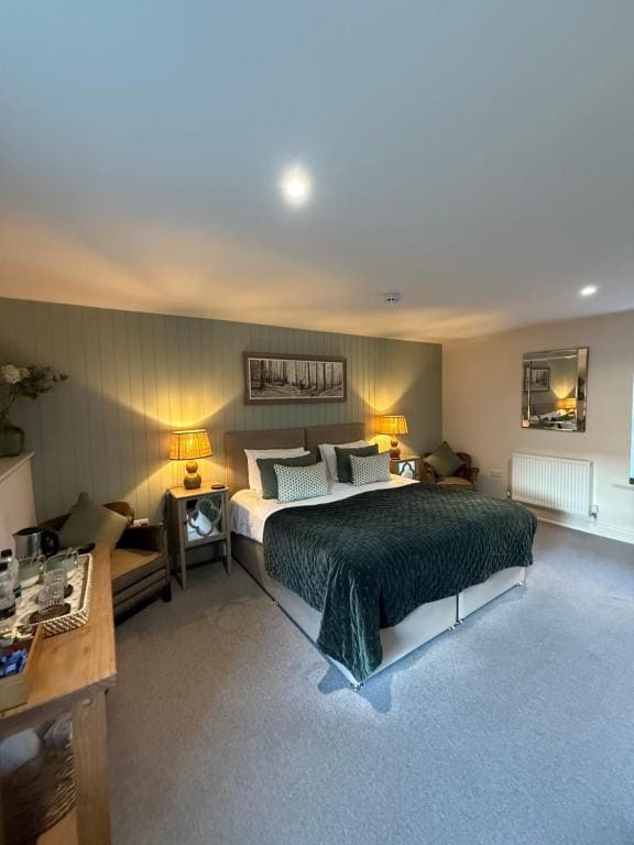 King Room room - Image 1