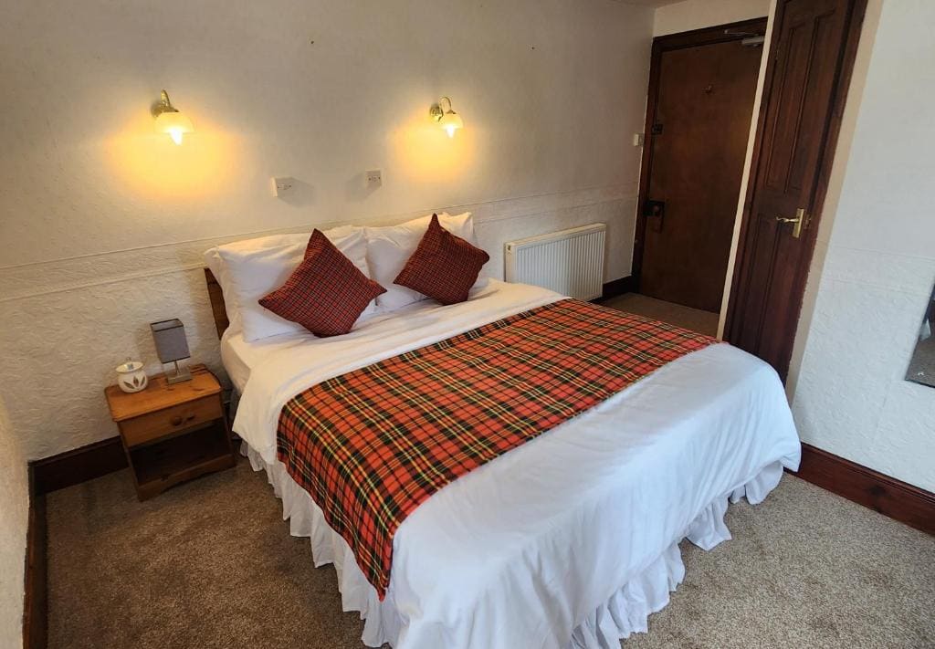 Standard Double or Twin Room room - Image 3