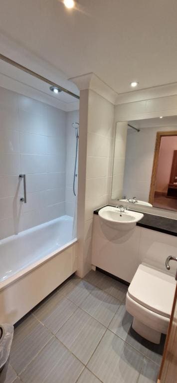 Family Room room - Image 1