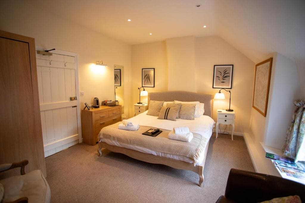 Superior Double Room room - Image 3