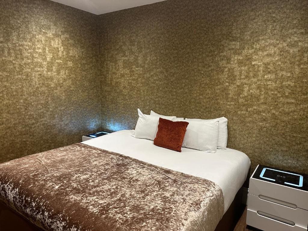 Apartment room - Image 1