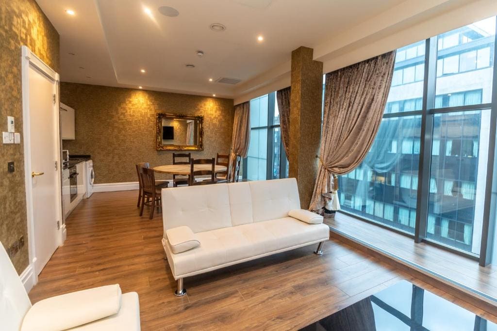Apartment room - Image 3