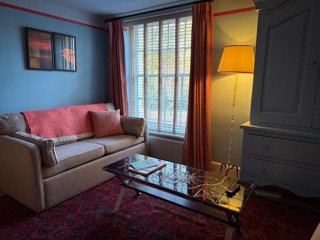 Superior Double or Twin Room room - Image 2