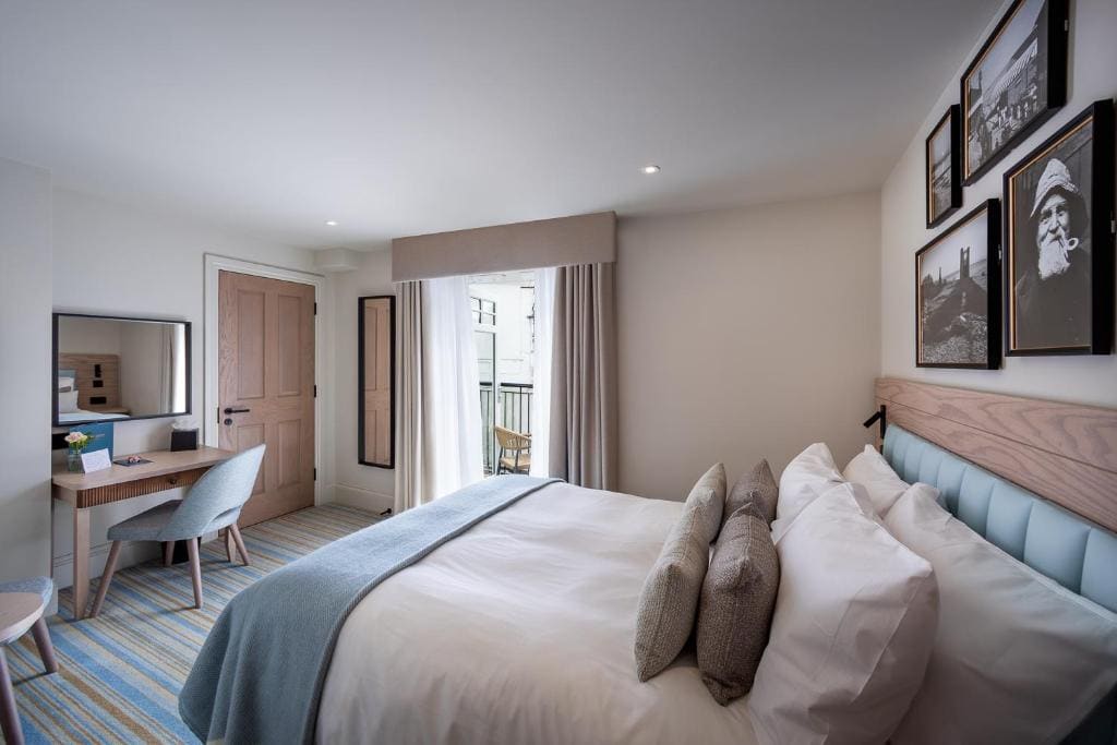 Double Room with Balcony room - Image 1