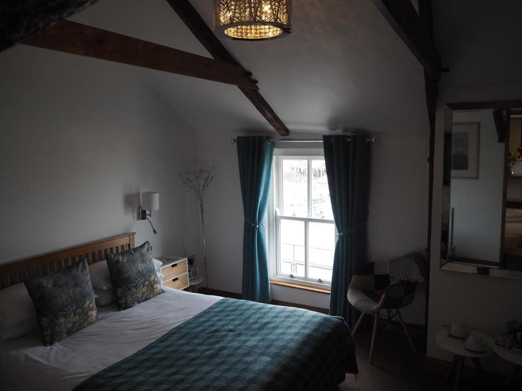 Superior Double Room with Sea View room - Image 1