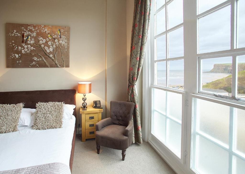 Superior Twin Room room - Image 1