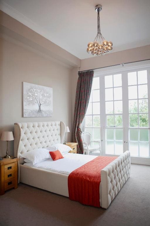 Superior Double Room room - Image 2