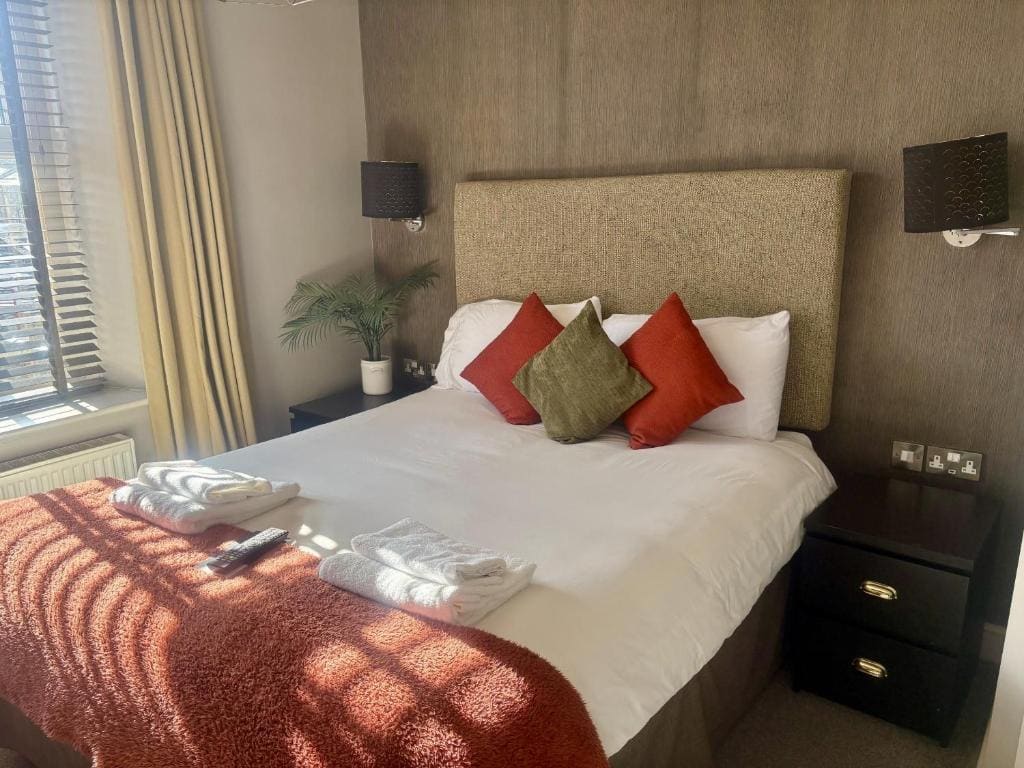 King Room room - Image 1