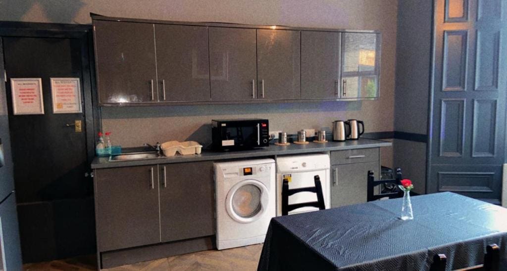 Basic Triple Room room - Image 3