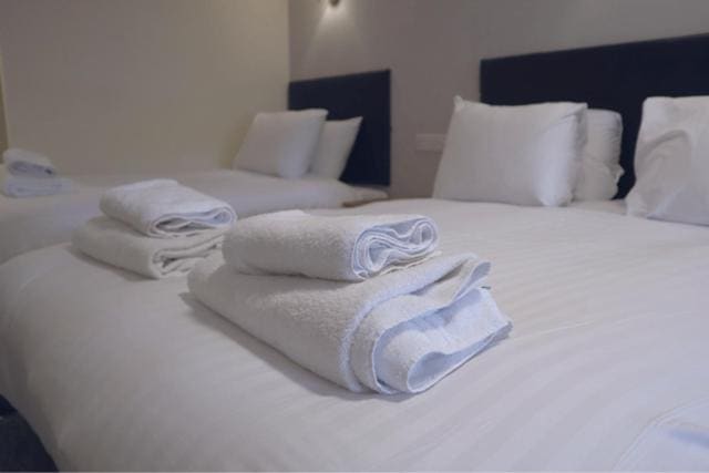 Twin Room room - Image 3