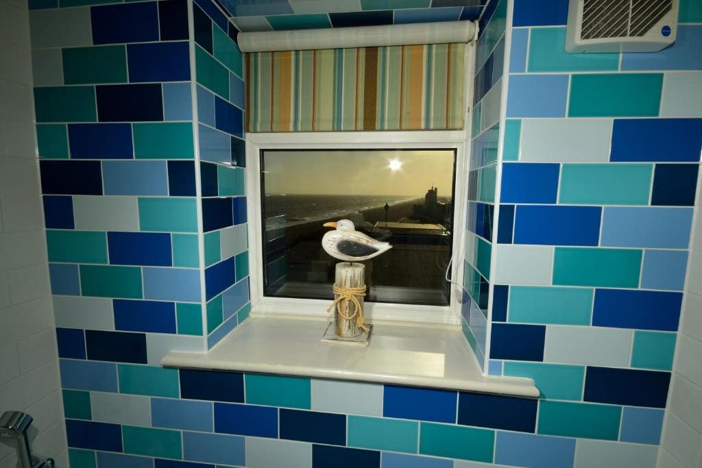 Superior Double or Twin Room with Sea View room - Image 2