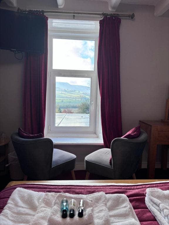 Triple Room with Garden View room - Image 2