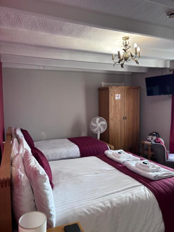 Triple Room with Garden View room - Image 1