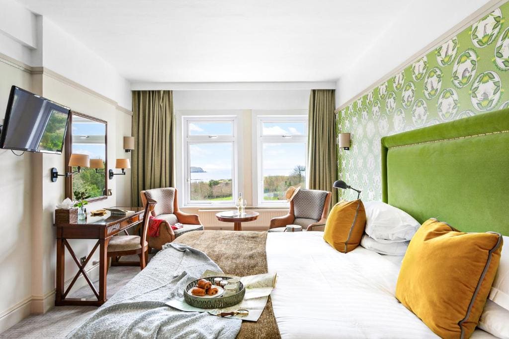 Premier Double/Twin Room with Sea View room - Image 1