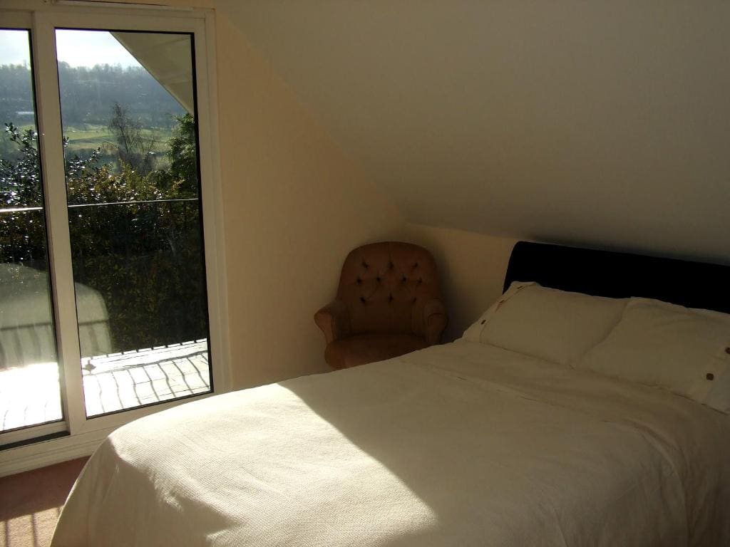 Double Room with Balcony room - Image 1