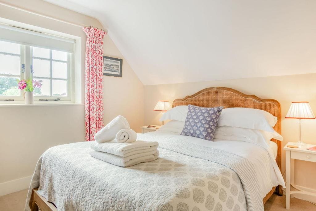 Double Room with Private Bathroom room - Image 2