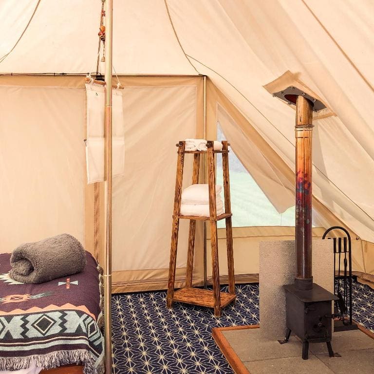 Tent room - Image 2