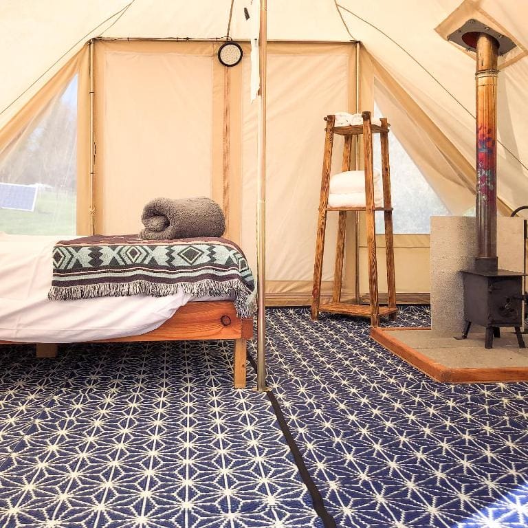 Tent room - Image 1