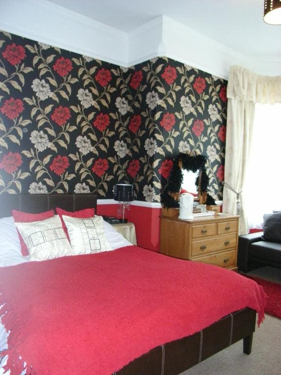 Large Double Room room - Image 1