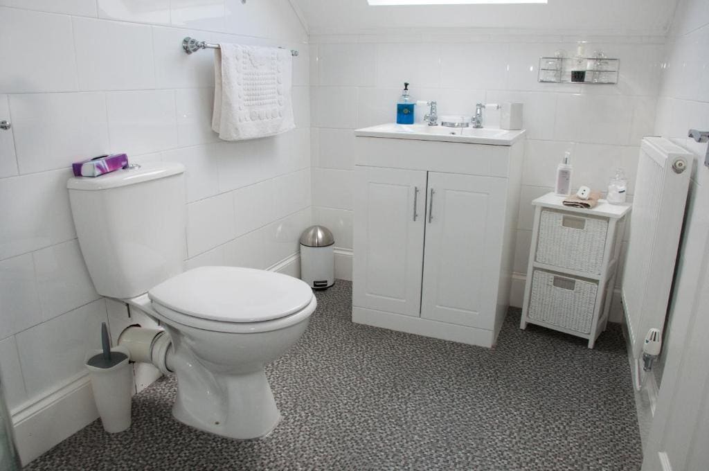 Double Room with Private Bathroom room - Image 2