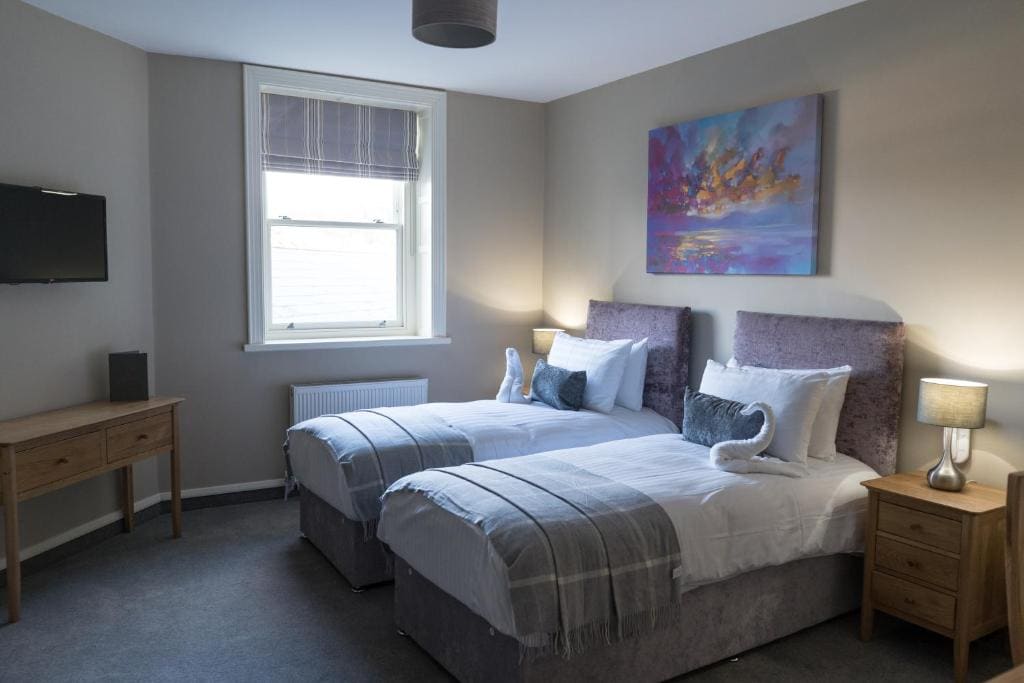 Deluxe Twin Room room - Image 2