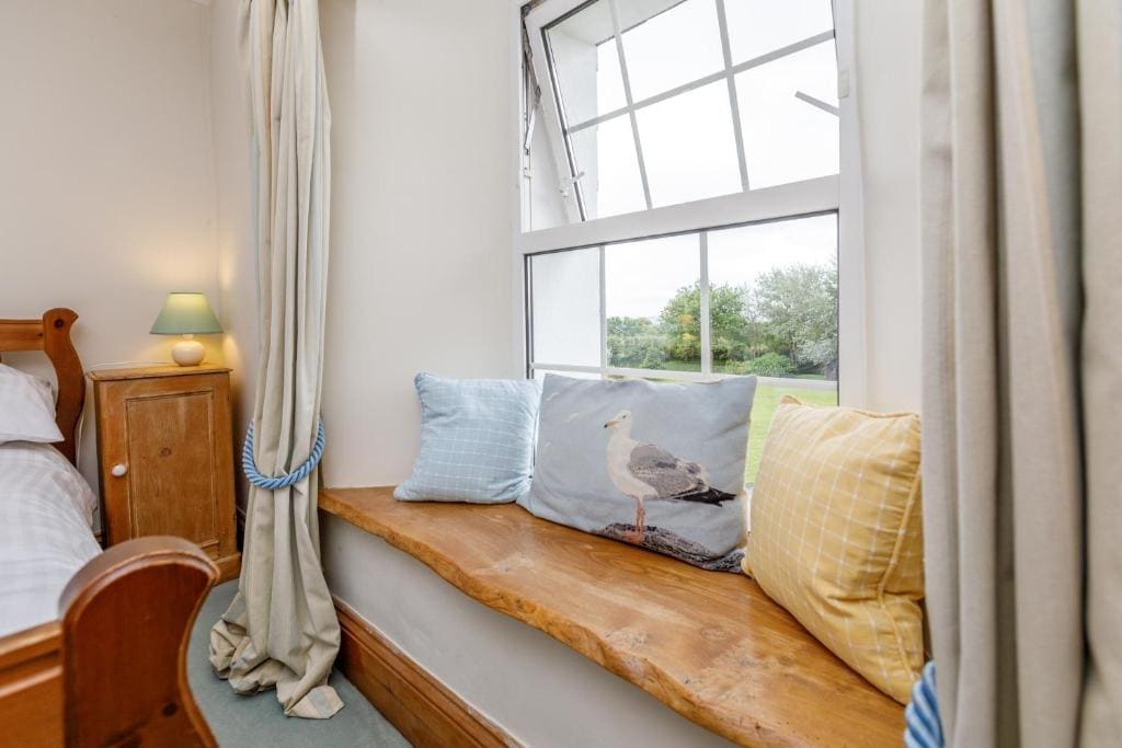 Double or Twin Room with Private External Bathroom room - Image 1