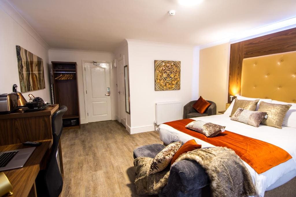 Standard King Room room - Image 2