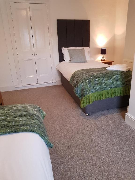 Basic Twin Room room - Image 3