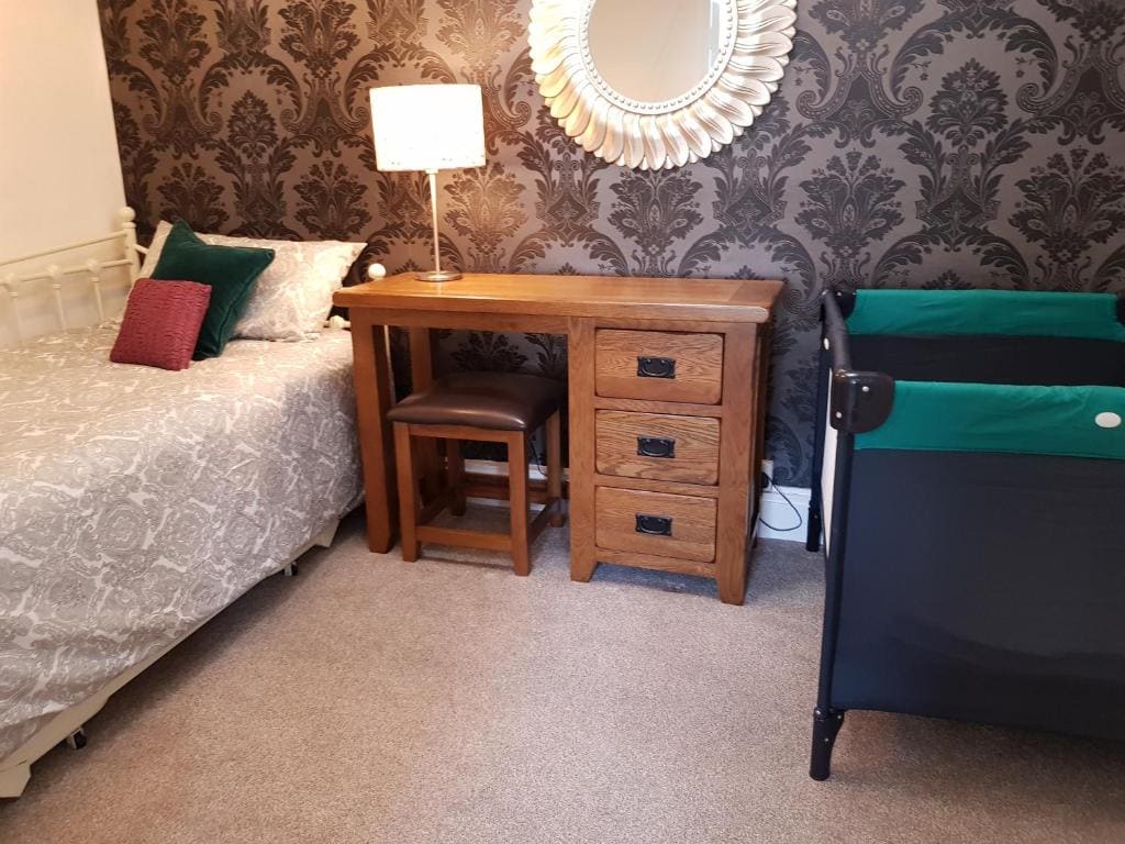 Double Room with Four Poster Bed room - Image 2
